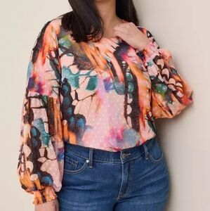 NWT Torrid Chiffon Clip Dot Blouse